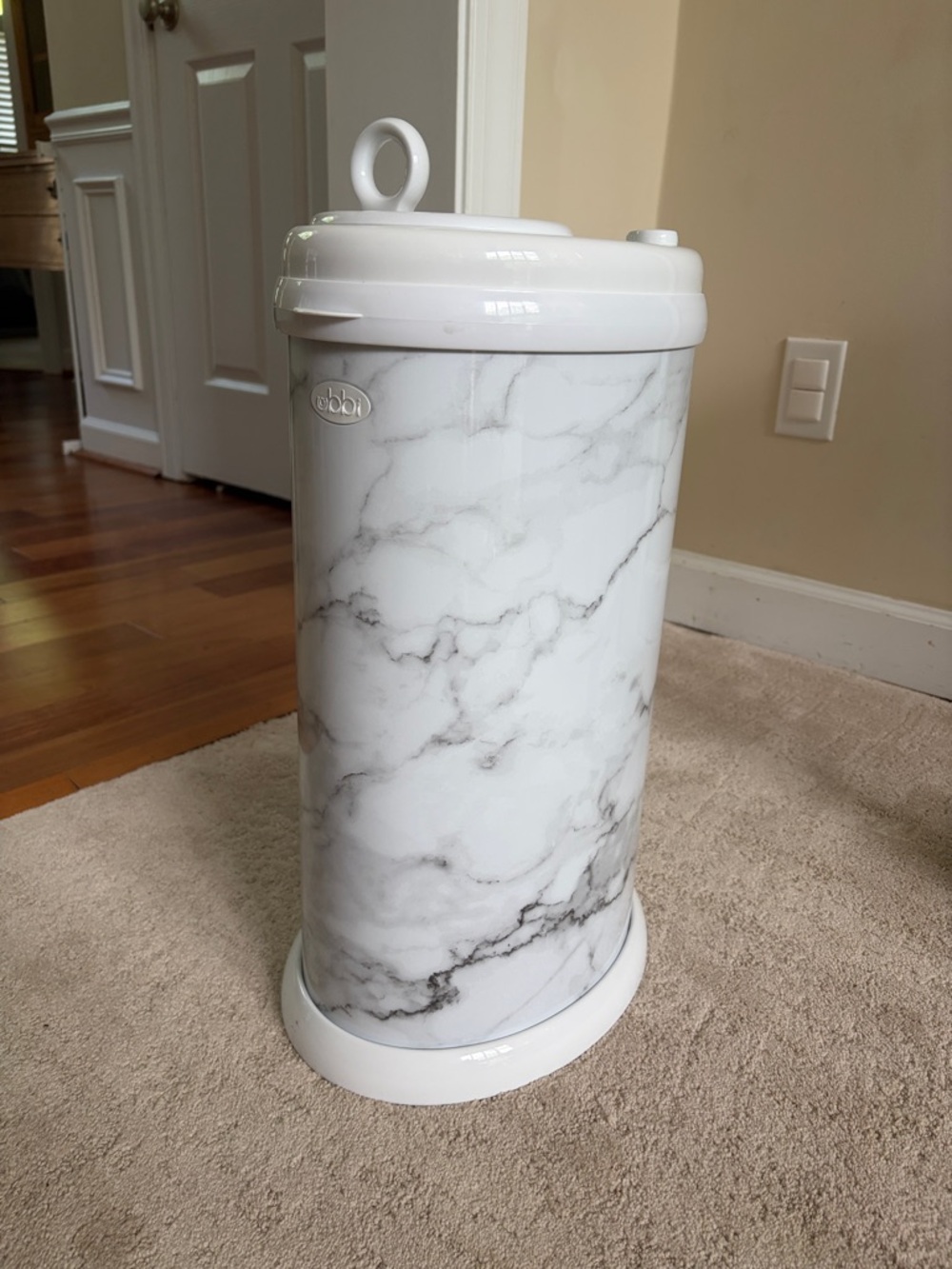 Ubbi Marble White Diaper Pail - White/Gray